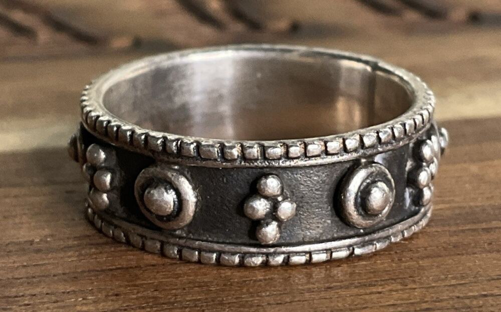 Vintage Sterling Silver Oxidized Floral Beaded Stacking Band Ring Size 6.5